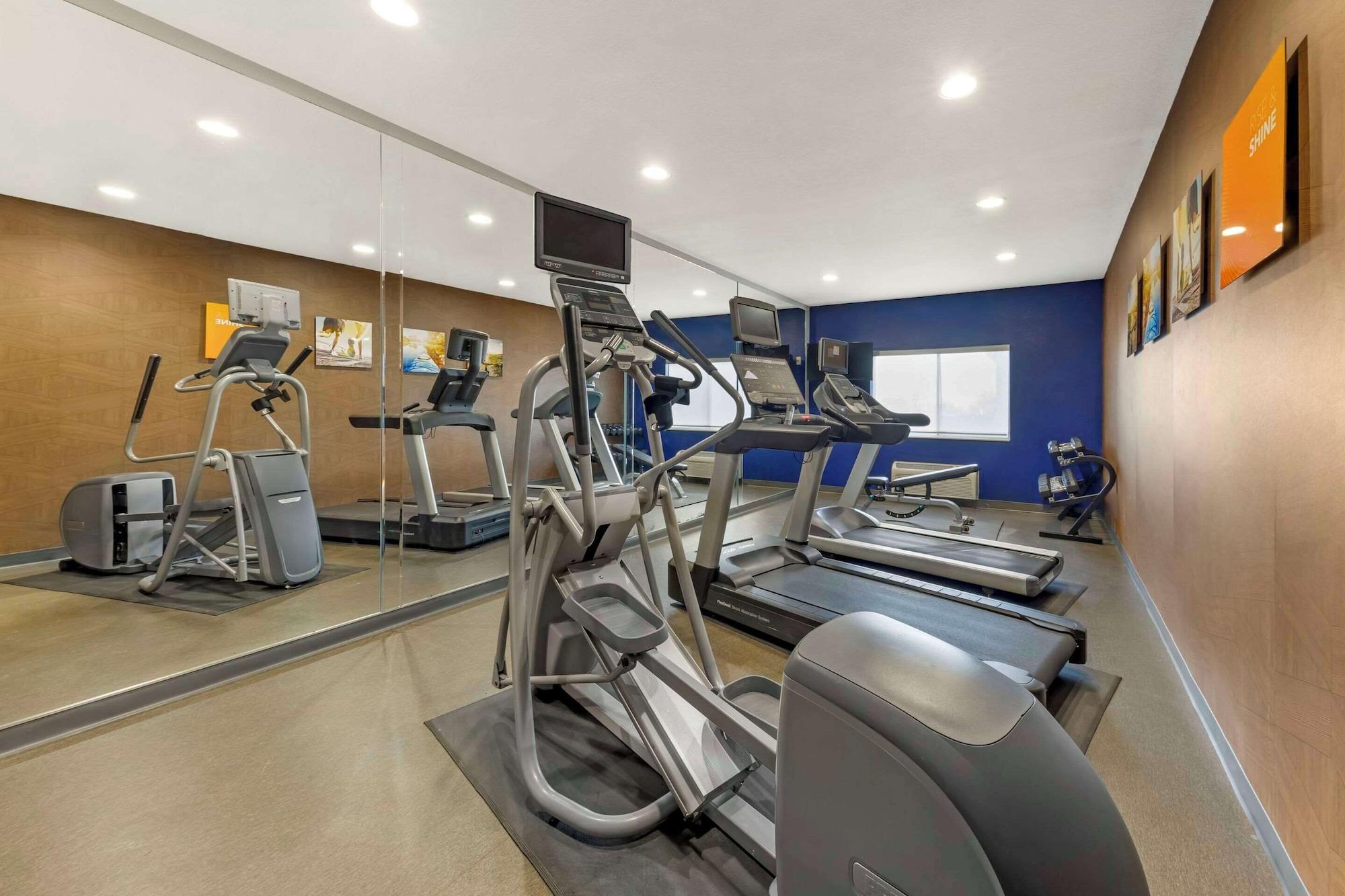 Gimnasio Comfort Inn & Suites Oklahoma City North - Quail Springs