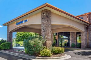 Alojamiento - Comfort Inn at Thousand Hills