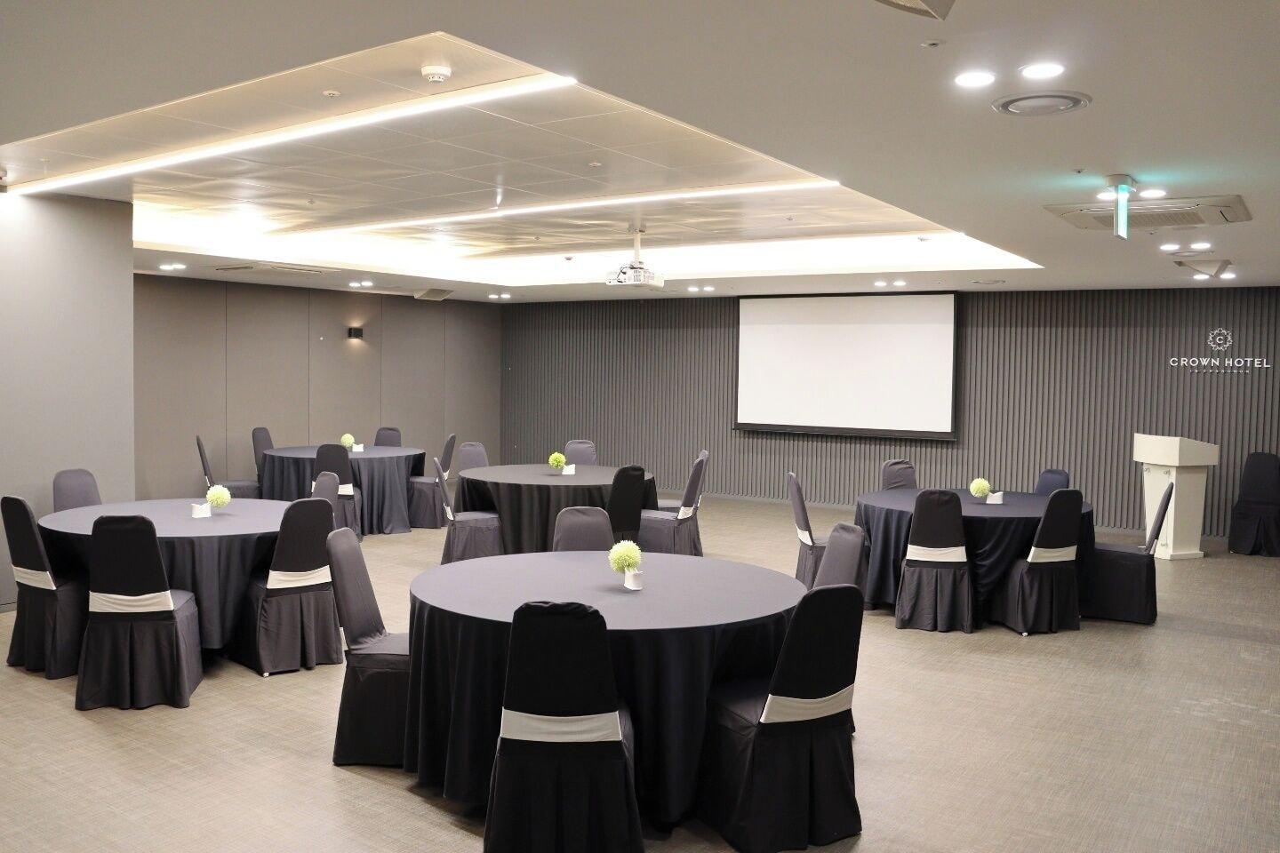 Sala de Reuniones Crown Hotel Changwon