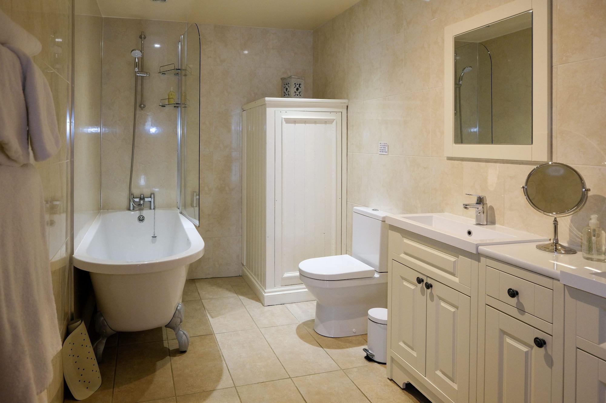 Equipamiento de Habitación Church Farm Lodge