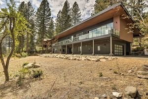 Alquiler Vacacional - Sleek & Spacious Incline Village Hideaway!