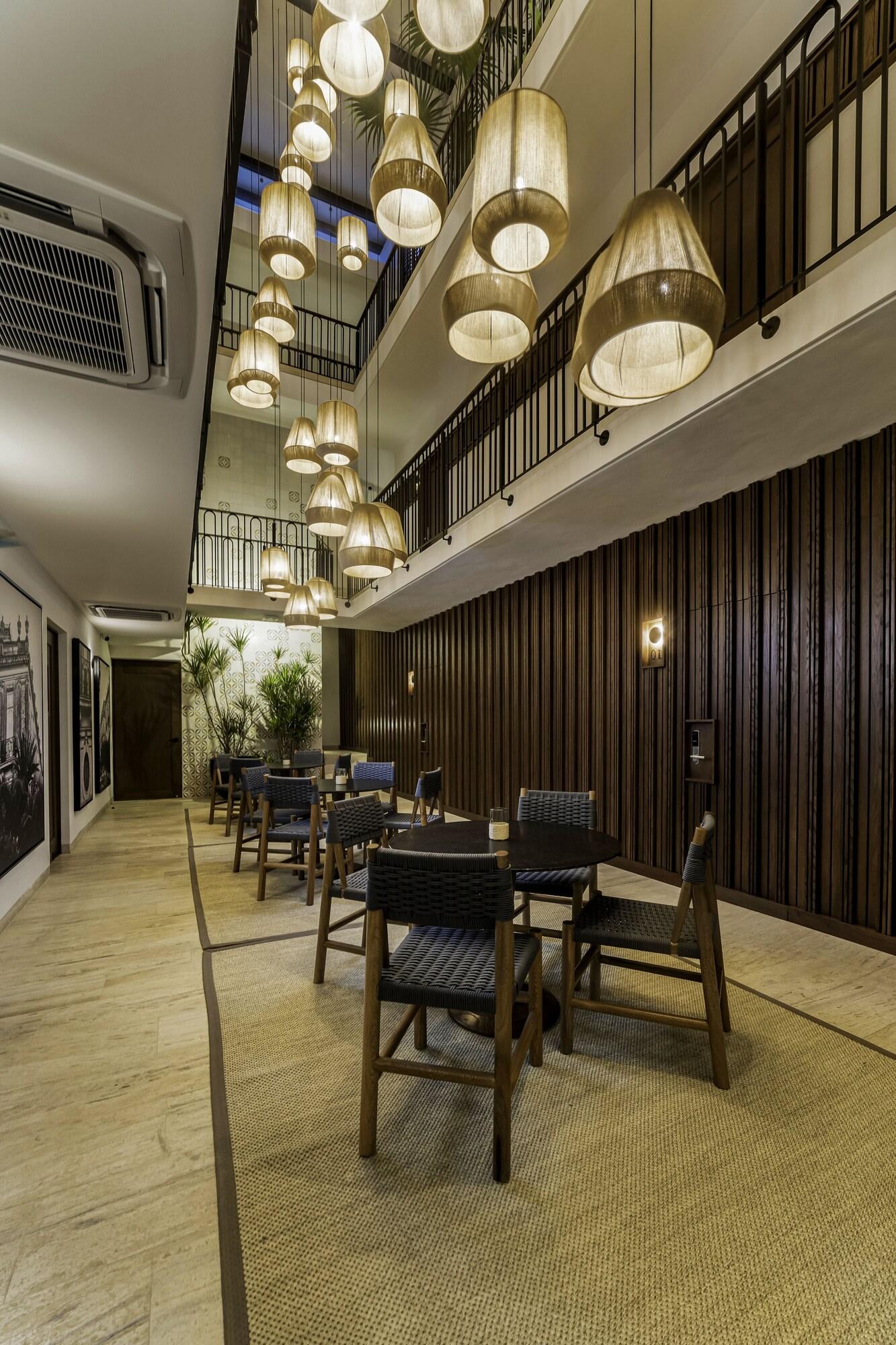 Varios Casa Continental Hotel Boutique y Suites