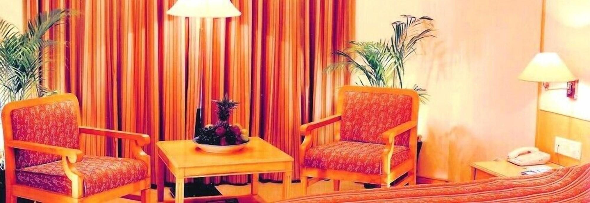 Habitación Kences, Tirupati