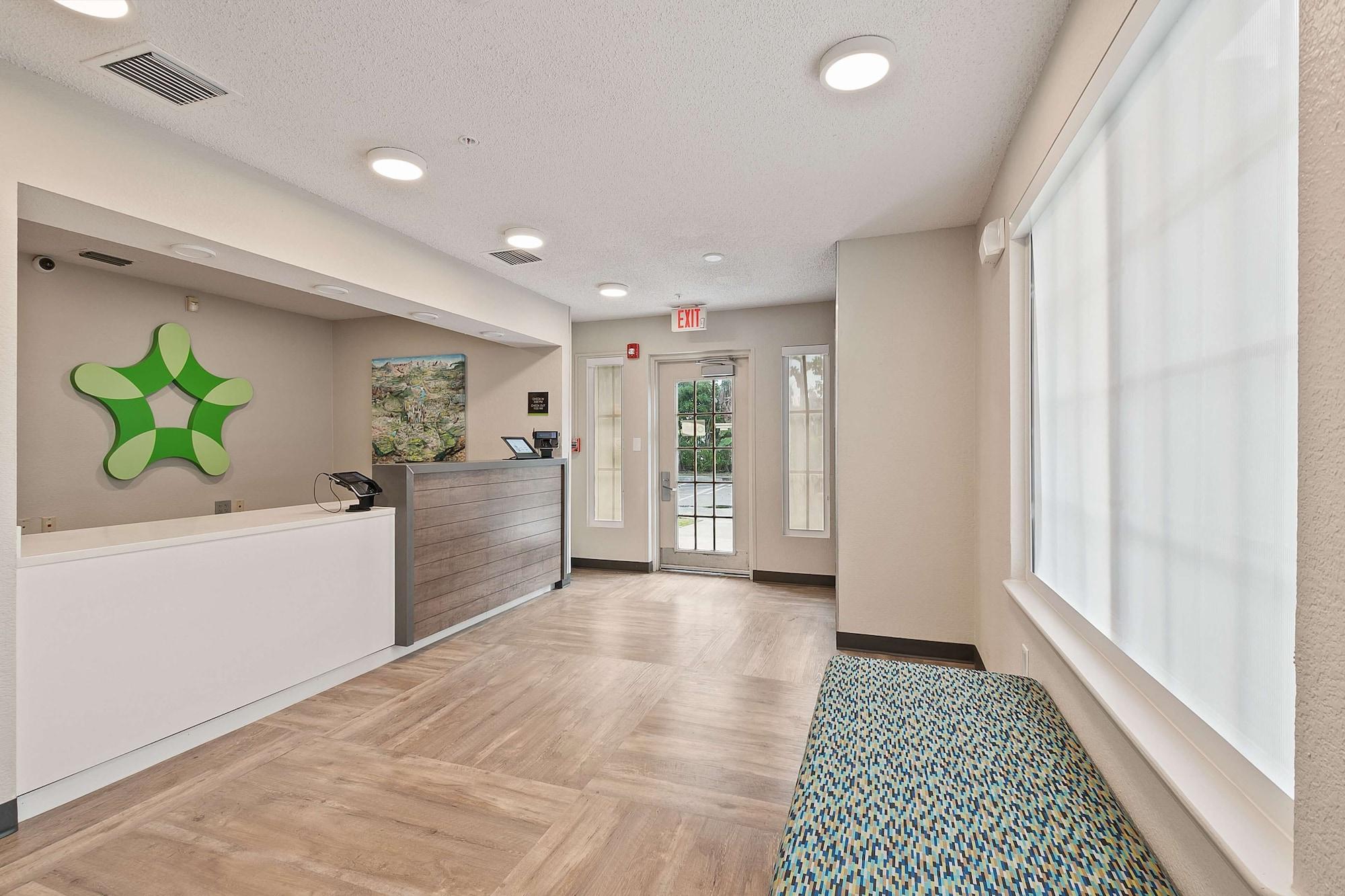 Vista Lobby Extended Stay America Suites Miami Airport Blue Lagoon