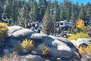 Renta Vacacional - Breathtaking Lake Front Views+ New HotTub+AC+Pet Friendly Fenced in+EV Charger