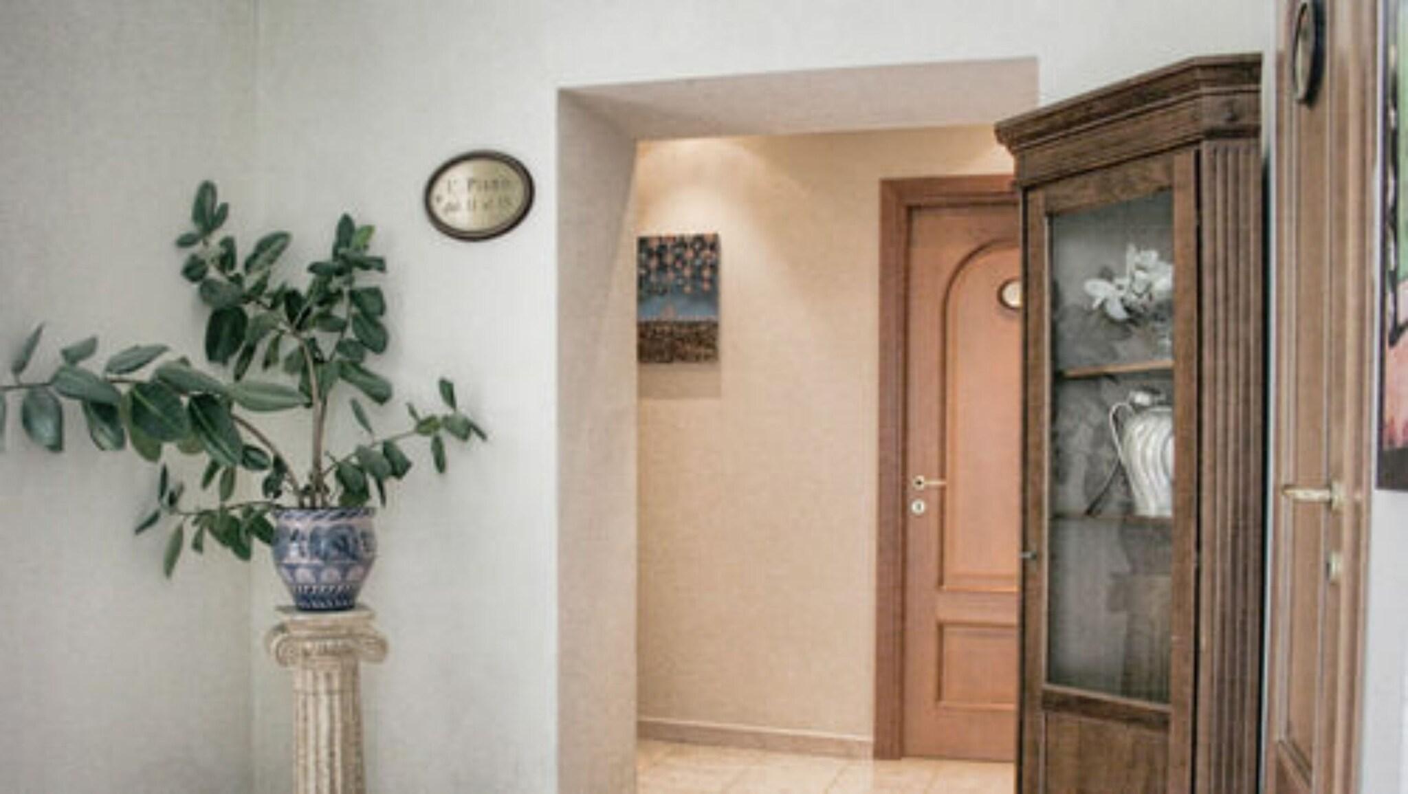 Vista Lobby Villa Accini