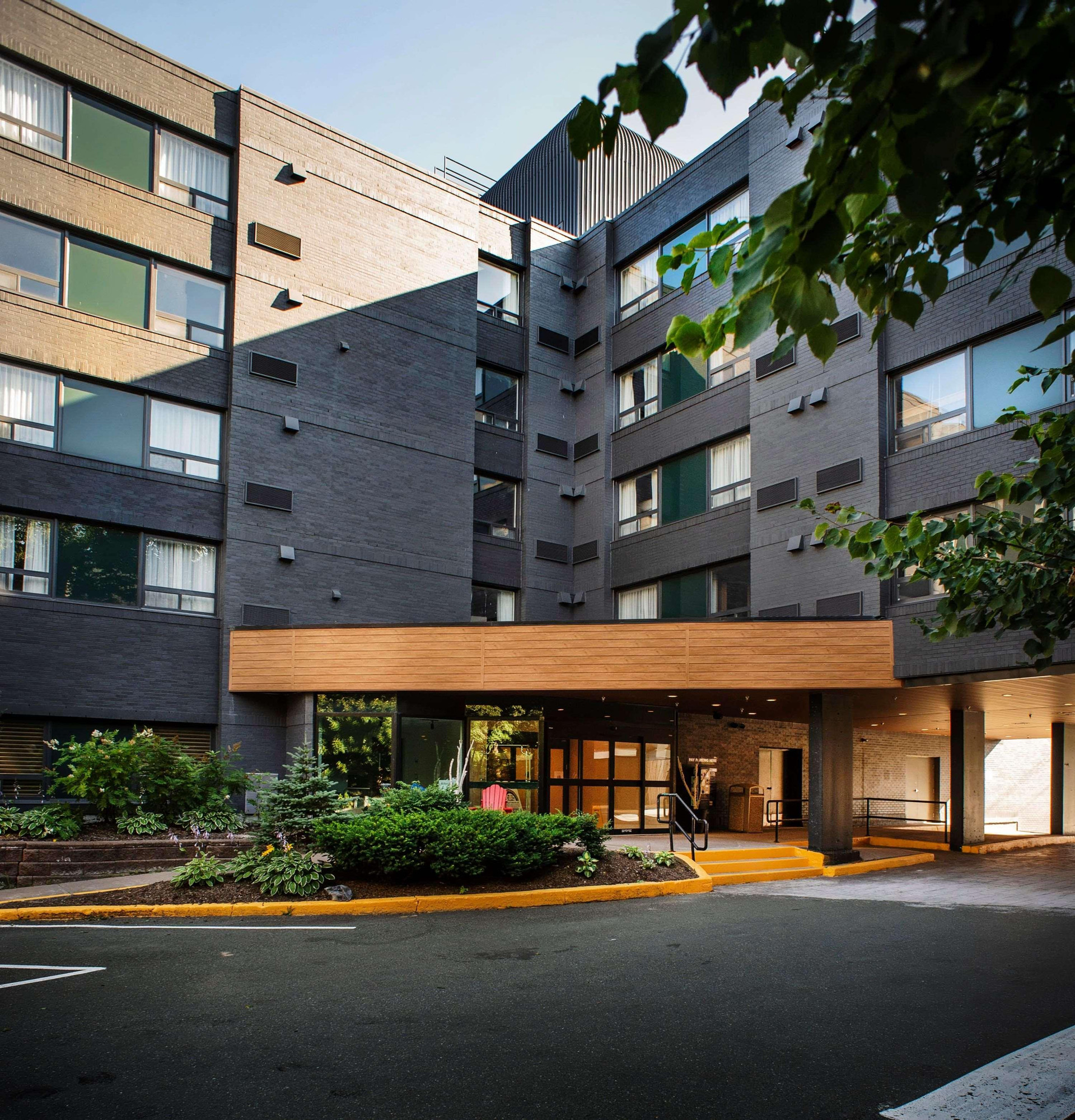 Vista Exterior DoubleTree by Hilton St. John's Harbourview