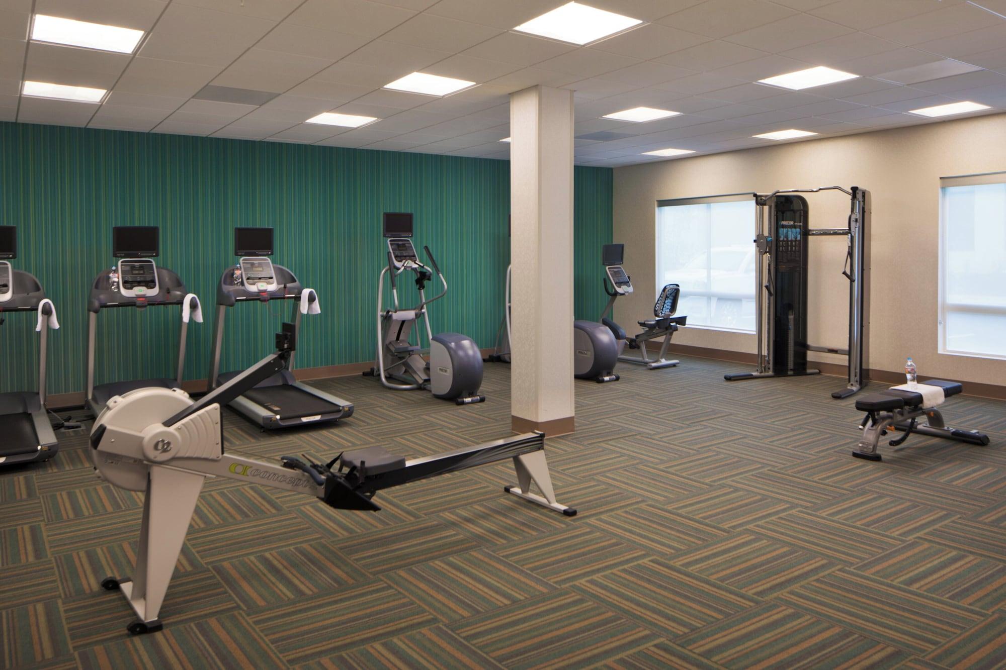 Gimnasio Holiday Inn Express & Suites Portland Airport - Cascade Stn by IHG