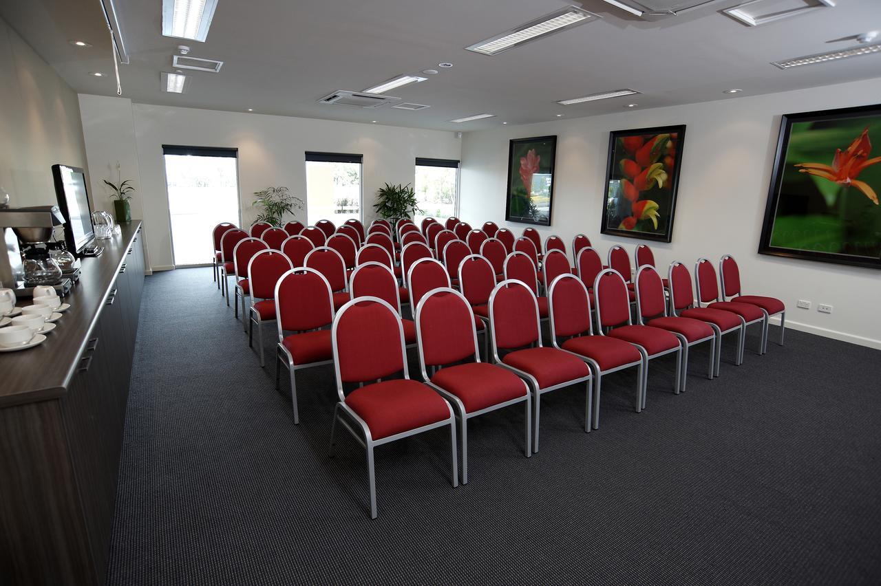 Centro de Negocios Quest Palmerston Apartments