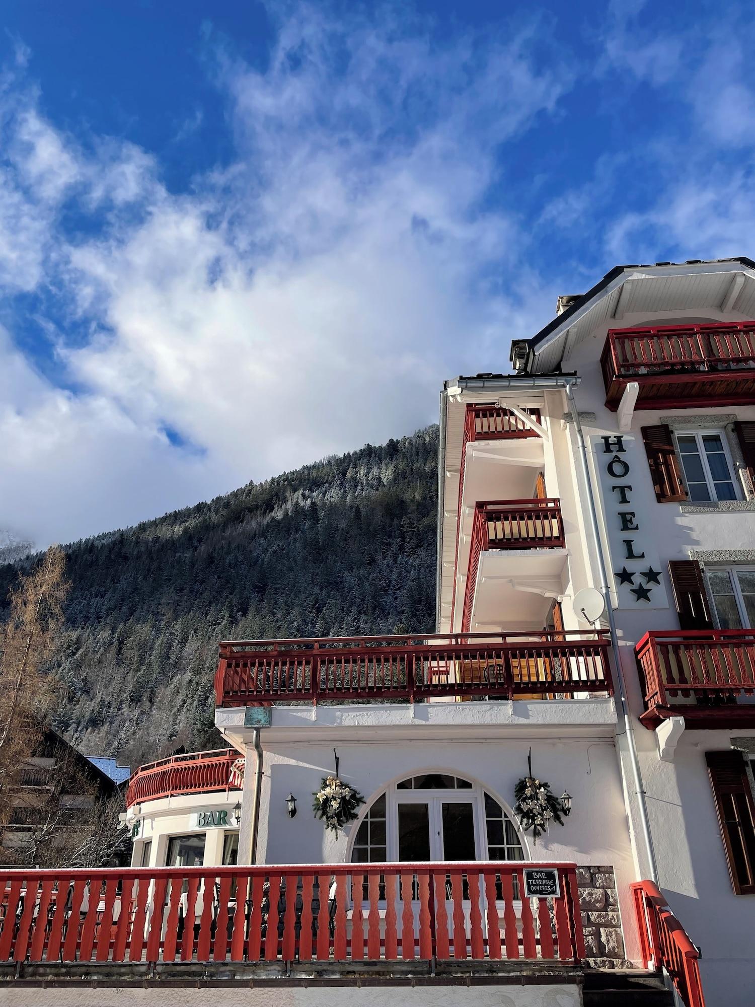 Vista Exterior Chalet Hôtel La Sapinière