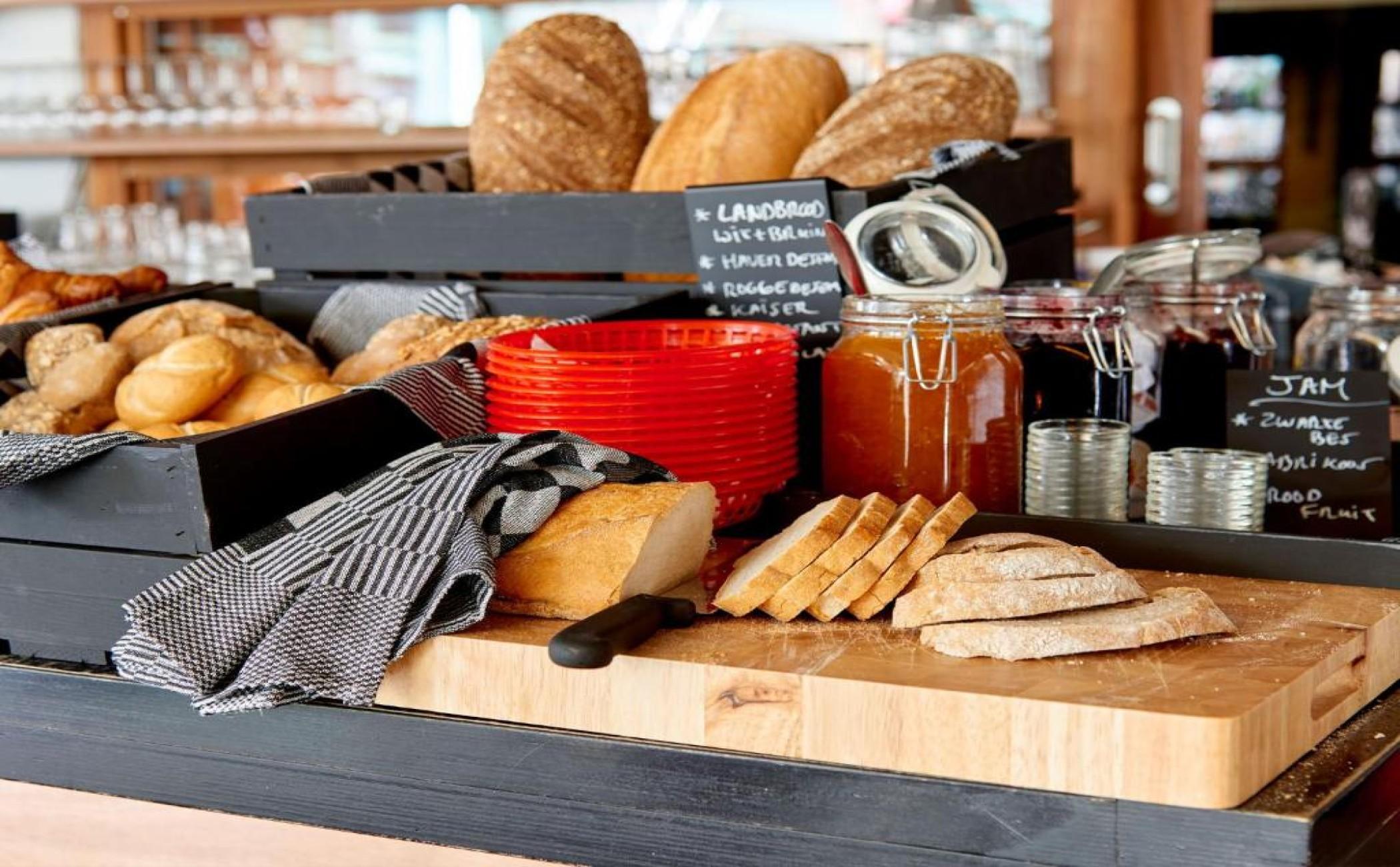 Restaurant Q-Factory Hotel