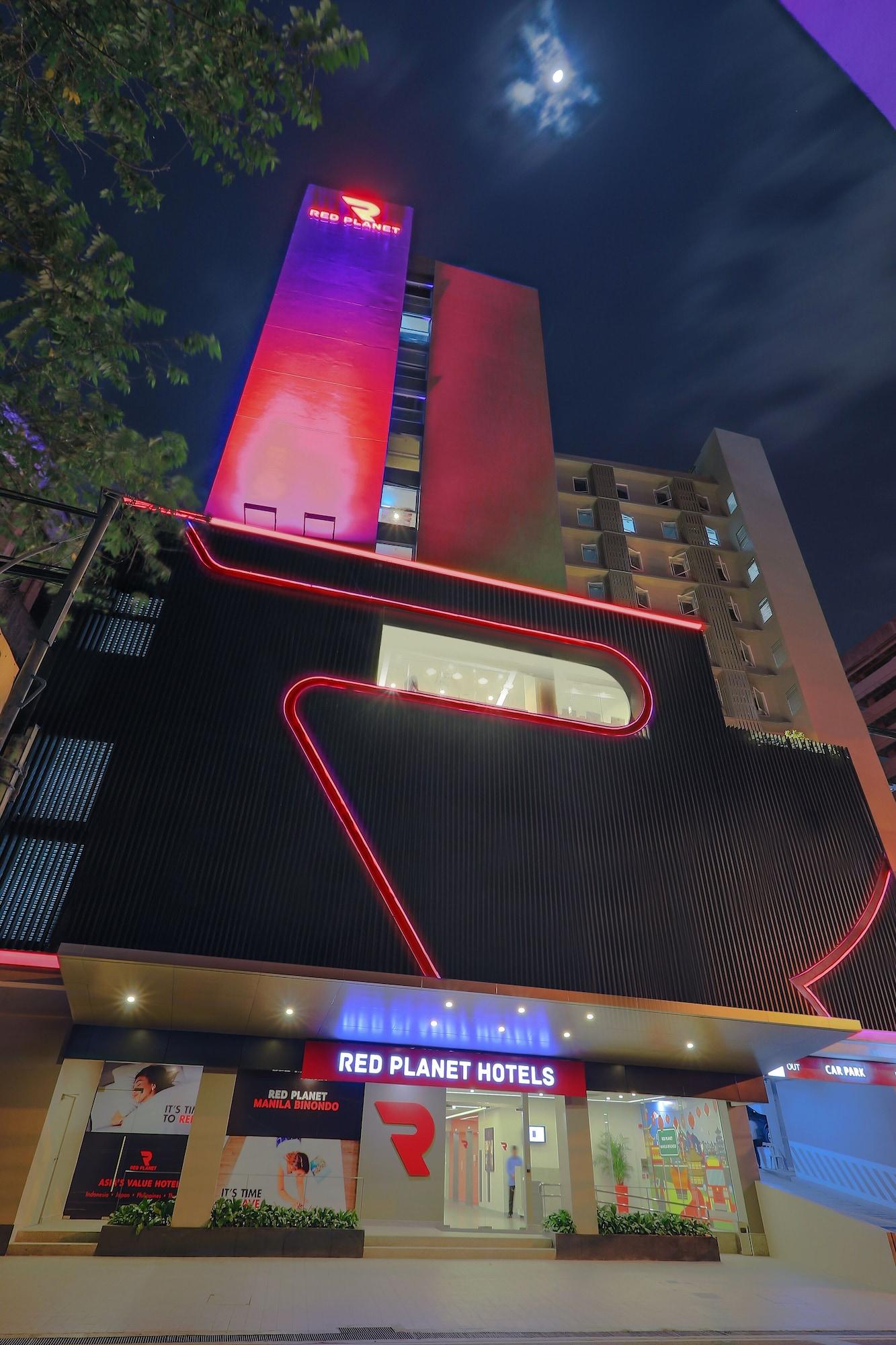 Vista Exterior Red Planet Manila Binondo