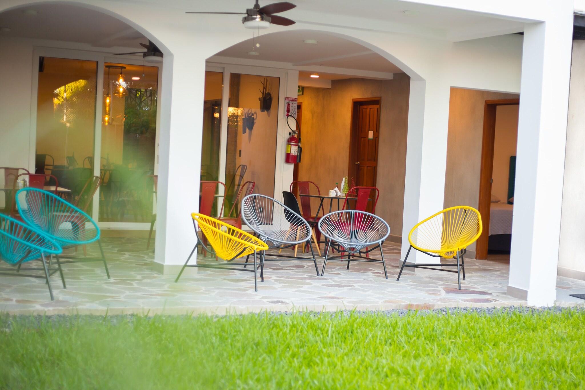 Varios Hotel Citlalli