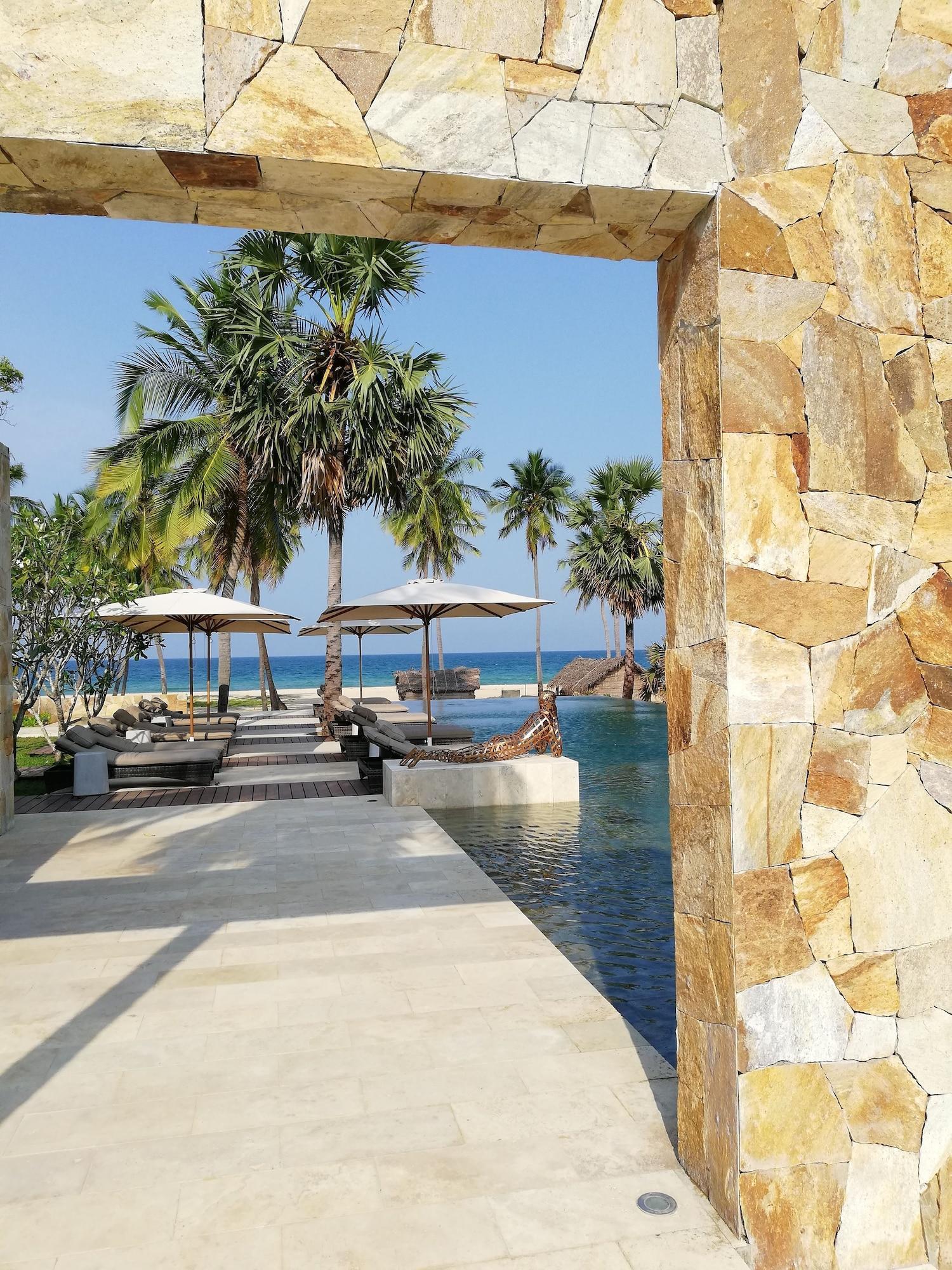 Vista Piscina Karpaha Sands