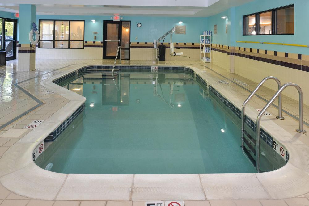 Vista Piscina Springhill Suites by Marriott Pittsburgh Mills