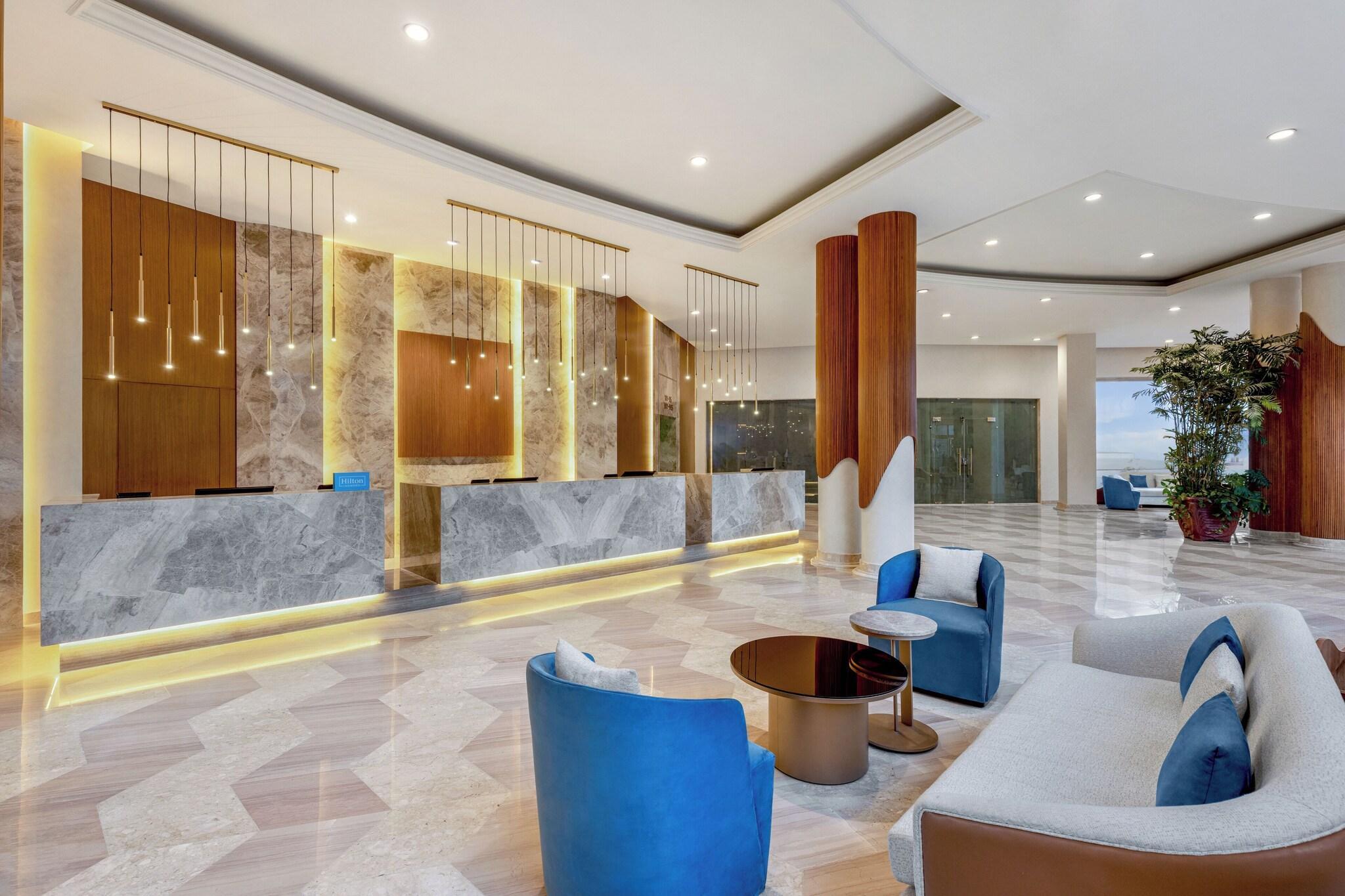 Vista Lobby Hilton Alexandria Green Plaza