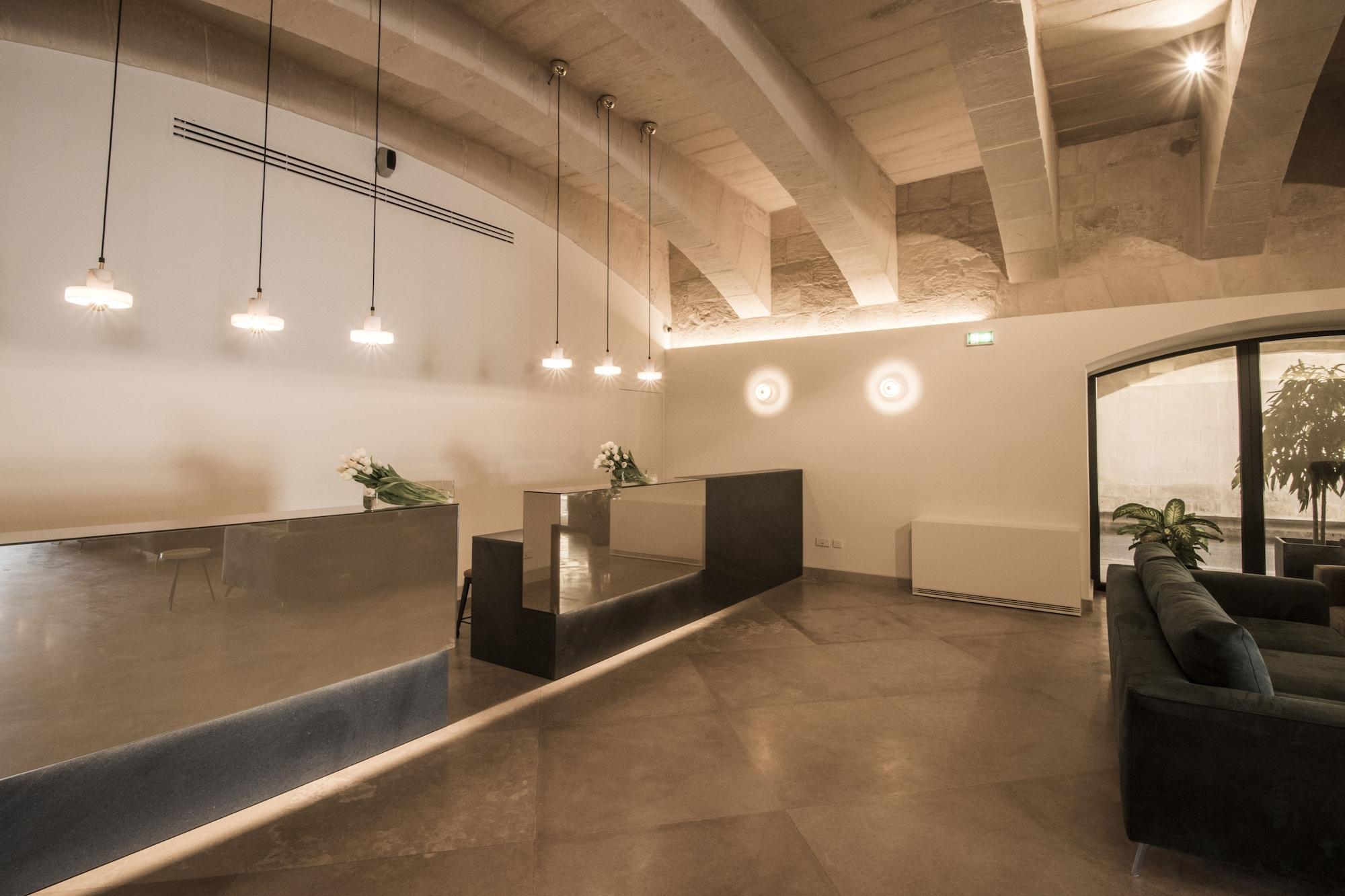 Vista Lobby Cugo Gran Macina Malta