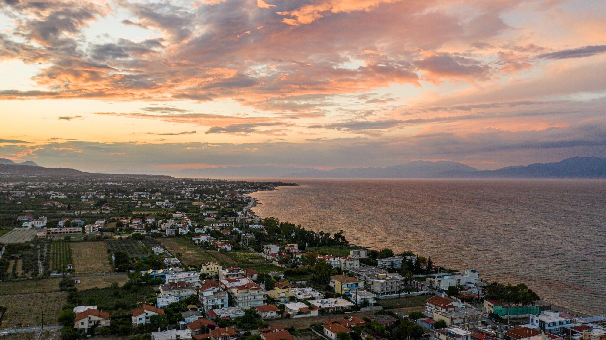 Playa Corinthian Village