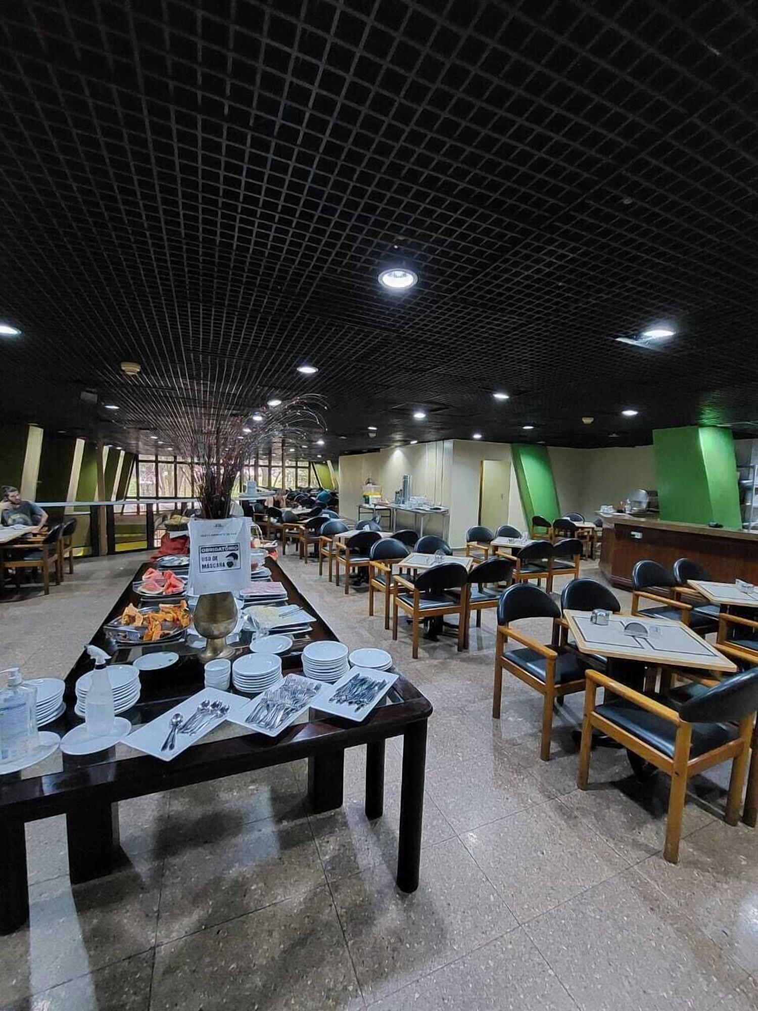 Restaurant Taj Mahal Continental Hotel