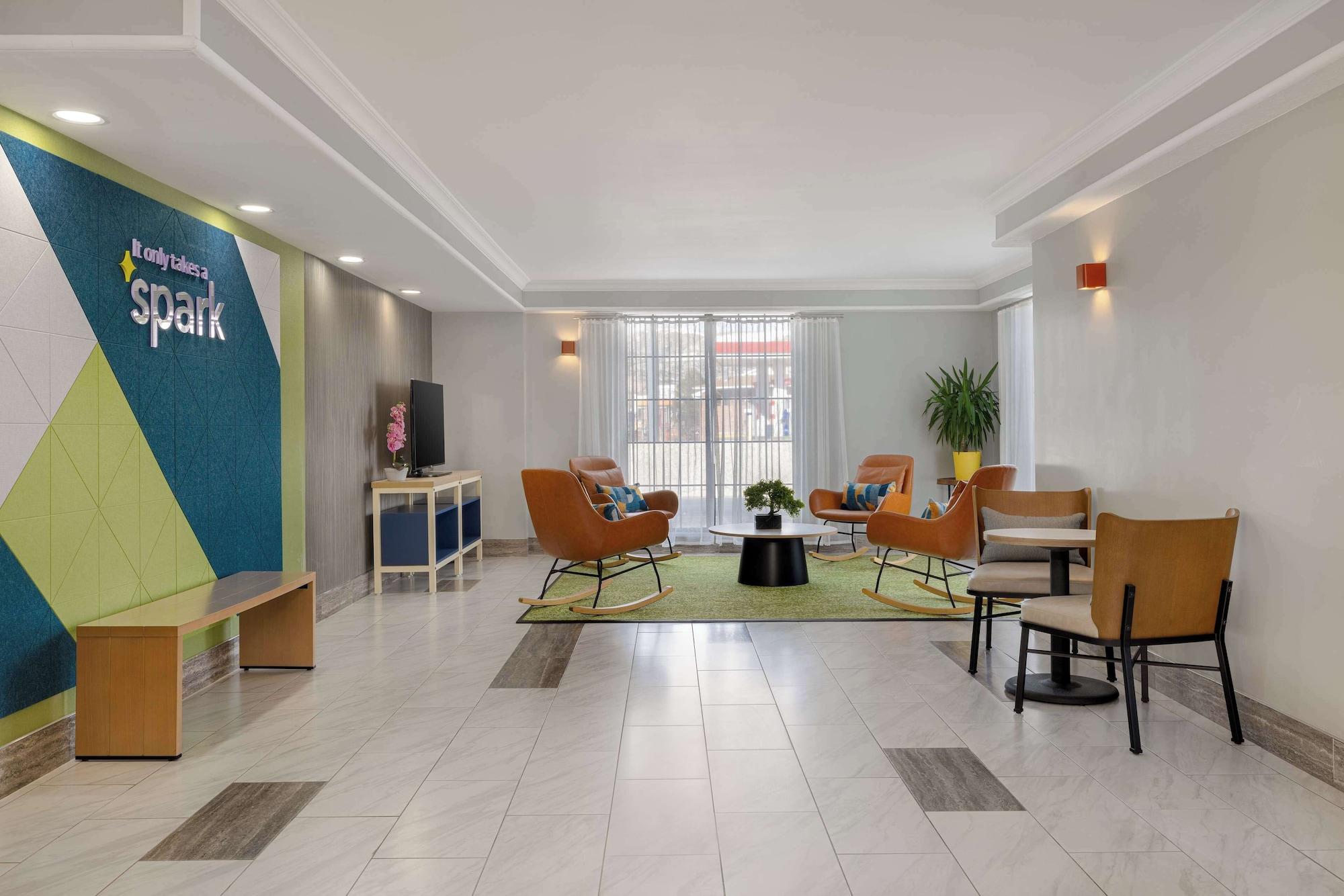Vista Lobby Spark by Hilton Rock Springs