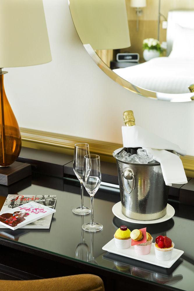 Hotel Paris Marriott Champs Elysees Hotel