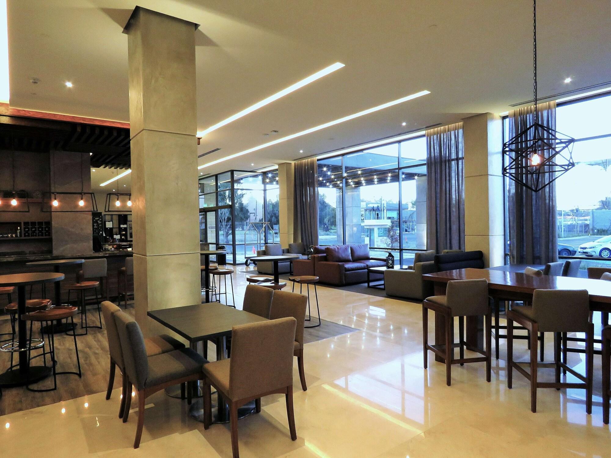 Vista Lobby Hampton Inn Celaya Mexico