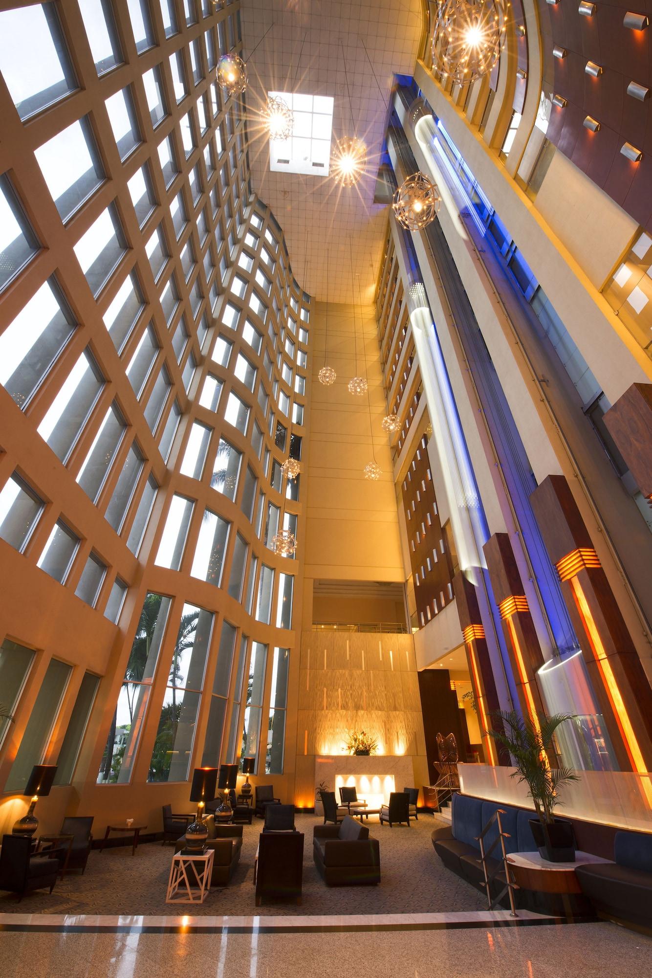 Vista Lobby Hilton Colon Guayaquil