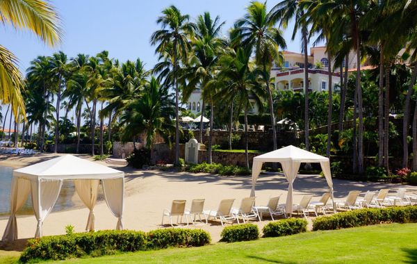 Descubre las paradisíacas playas de Manzanillo