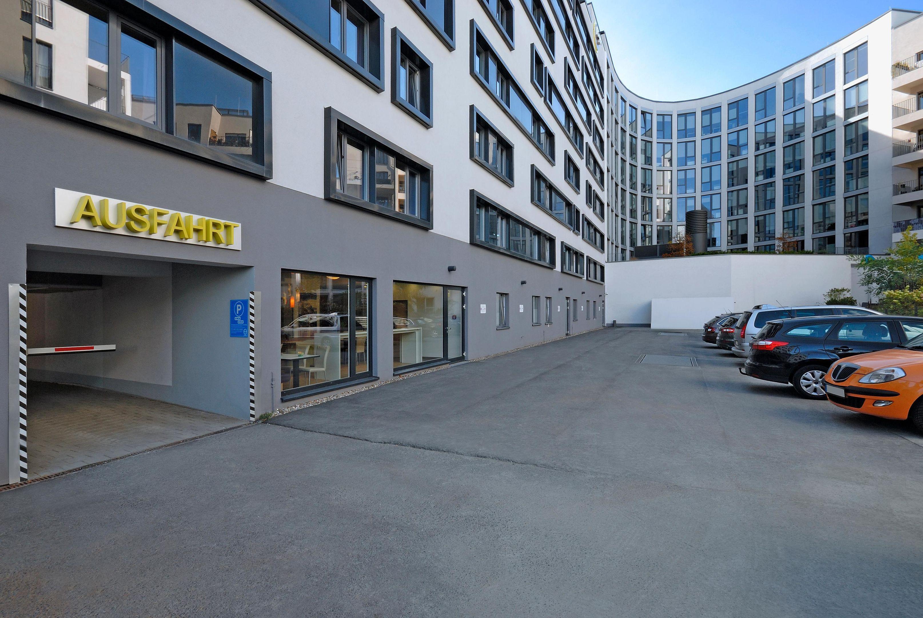 Vista Exterior B&B Hotel Frankfurt City-Ost
