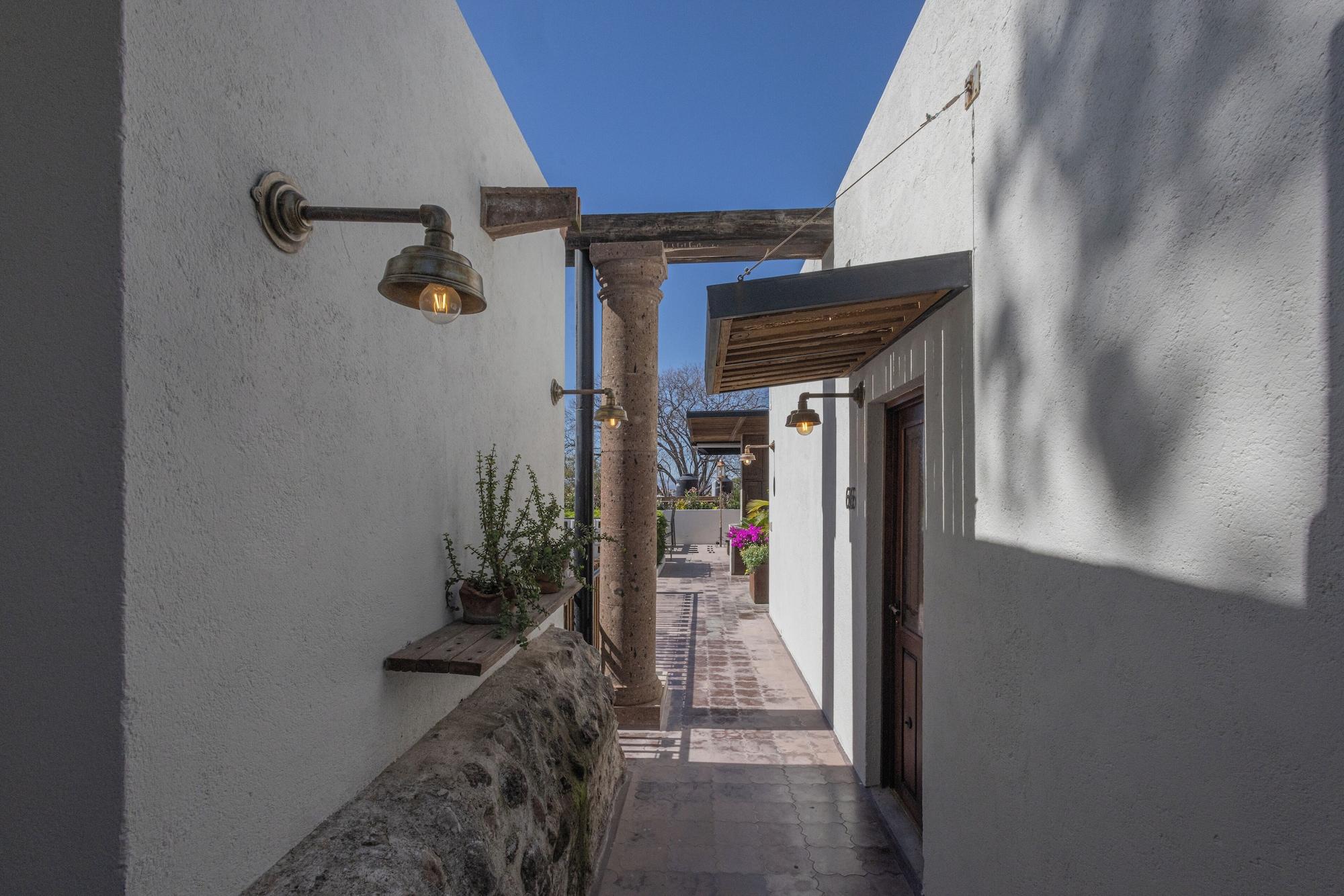 Varios Hotel C. Andreu