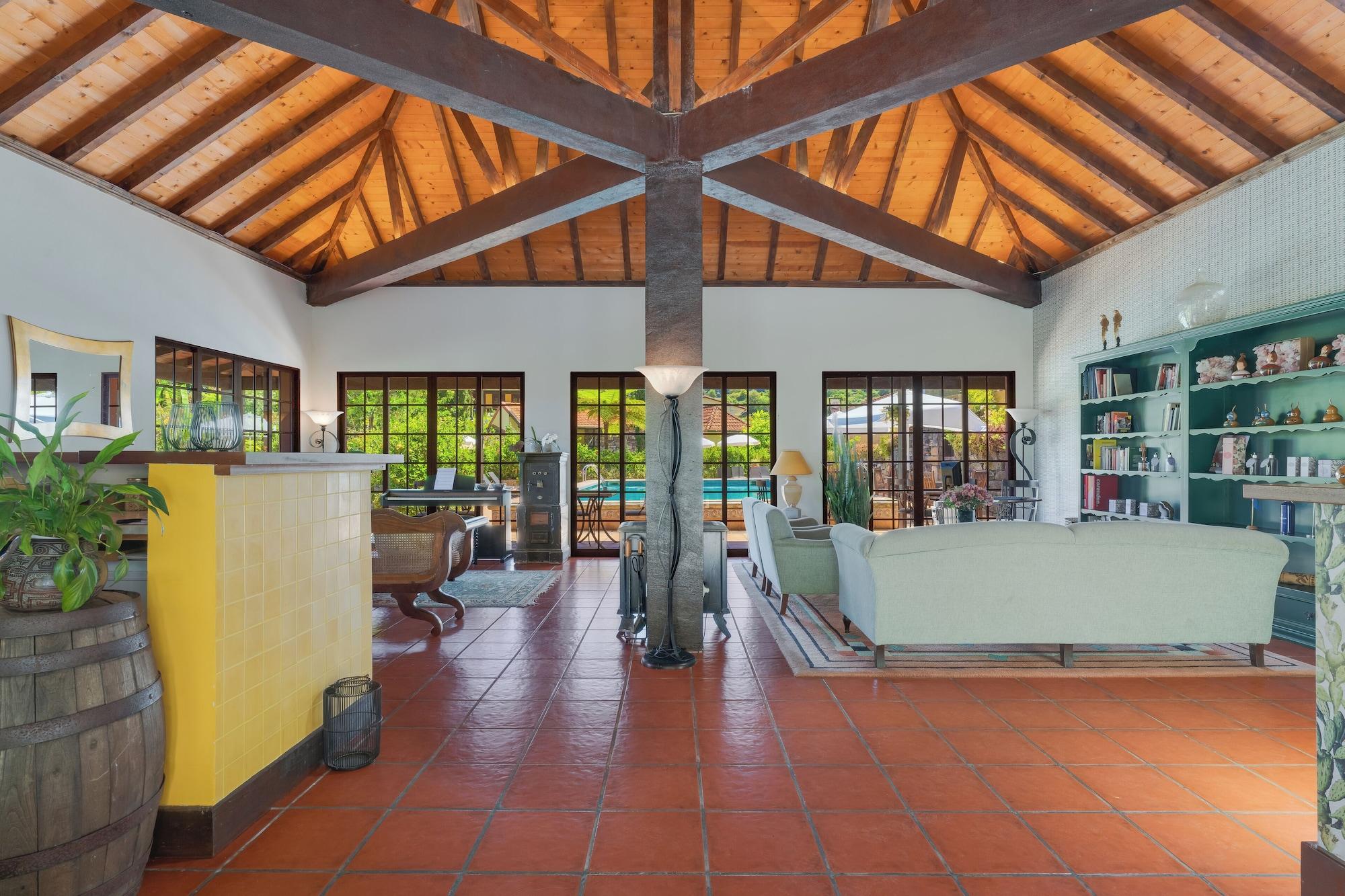 Vista Lobby Pestana Quinta do Arco Nature & Rose Garden Hotel