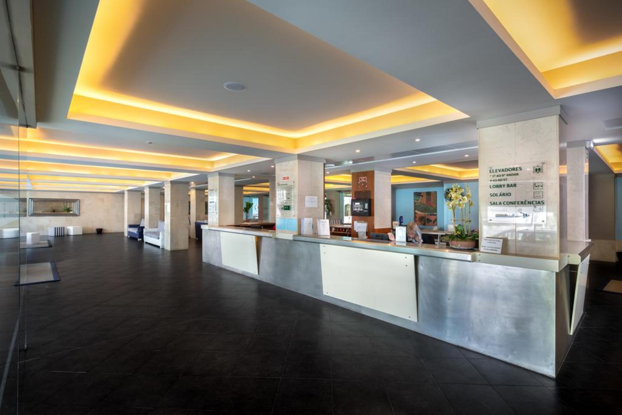 Vista Lobby Hotel Navegadores