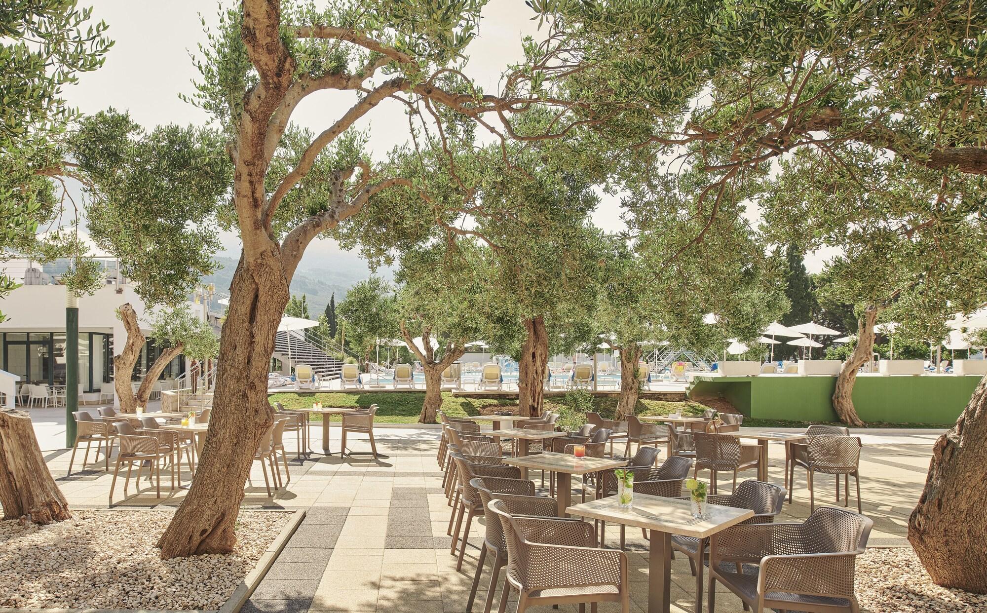 Vista Exterior Bluesun Hotel Neptun