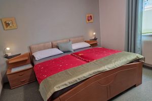 Alquiler Vacacional - UNIQUE comfort apartment quiet, UNCONVERTED, NO PETS, NR, skiing and hiking