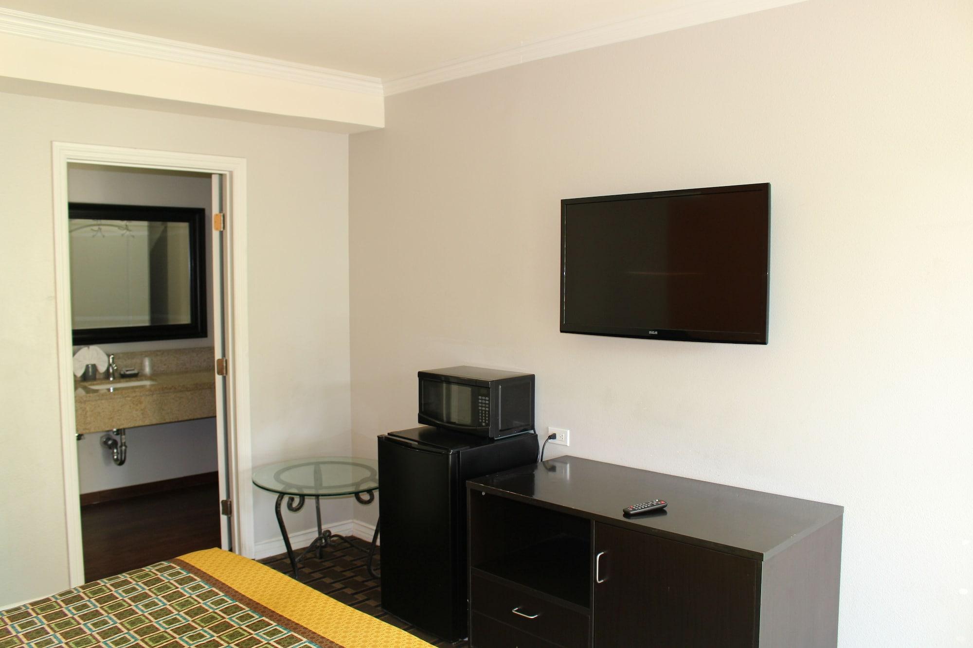 Set de Habitación LYFE INN & SUITES by AGA - LAX Airport