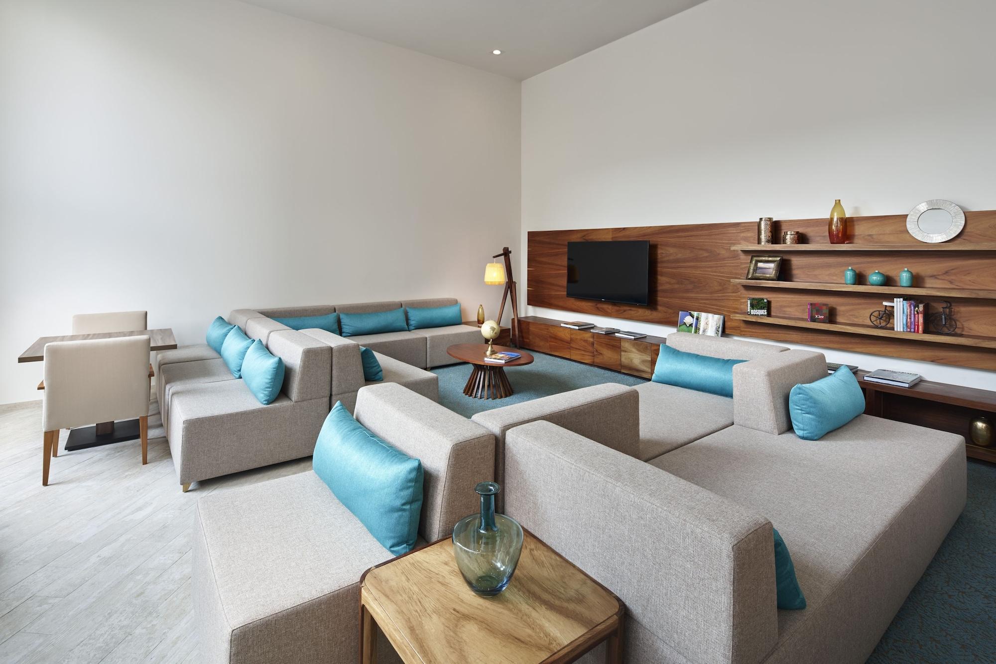 Comodidades del Alojamiento Fiesta Inn Ciudad del Carmen Puente El Zacatal