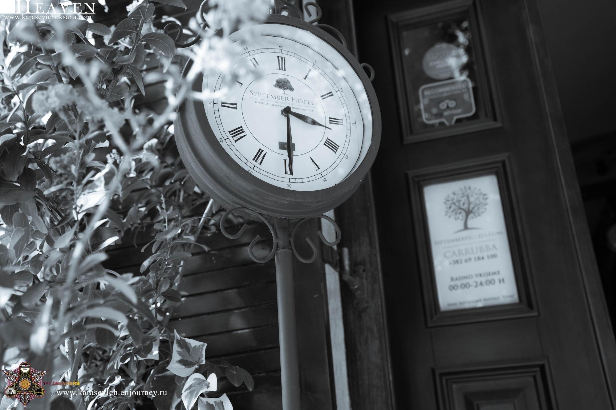 Vista Lobby Carrubba