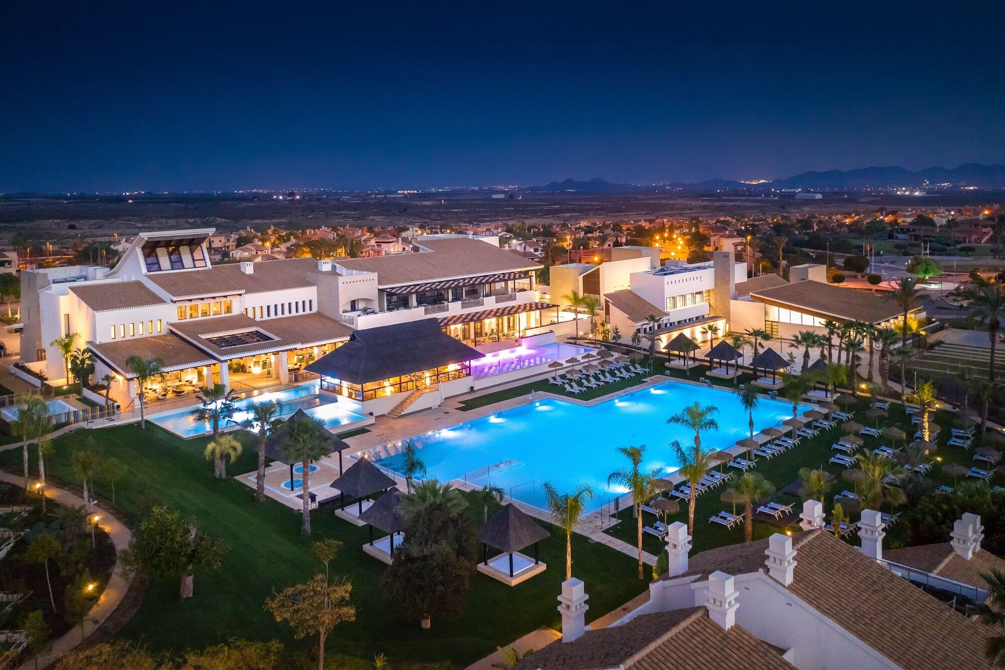 Varios Ona Hacienda del Alamo Golf Resort