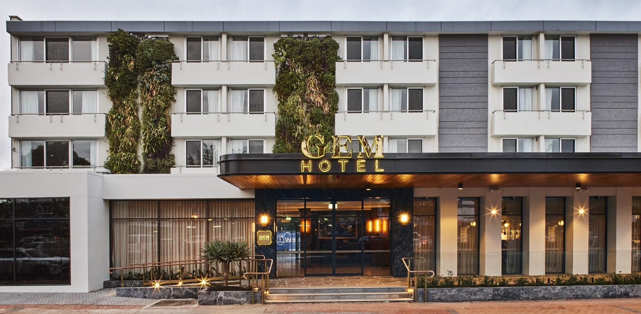 Vista Exterior The Gem Hotel