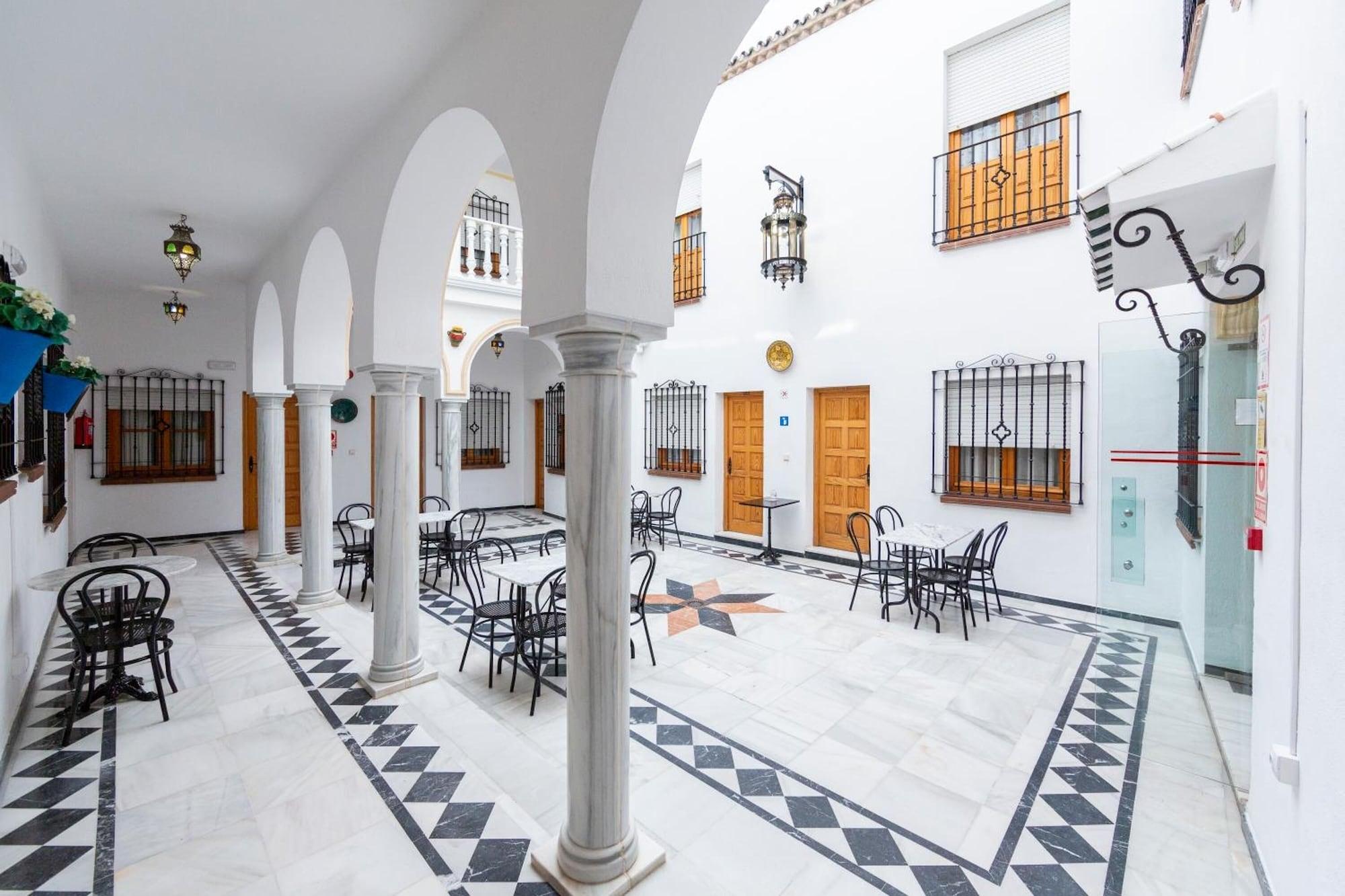 Varios Los Omeyas Hotel