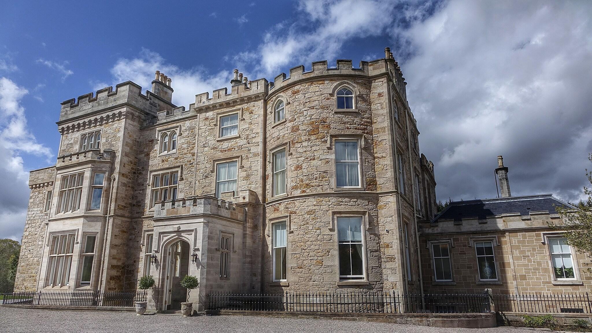 Vista Exterior Crossbasket Castle Hotel & Restaurant