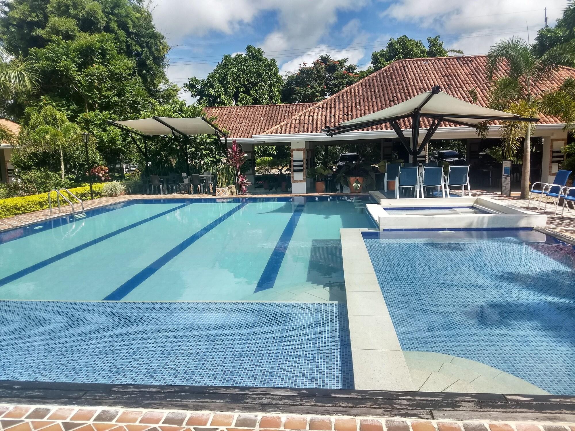 Vista Piscina Hotel Campestre Duranta