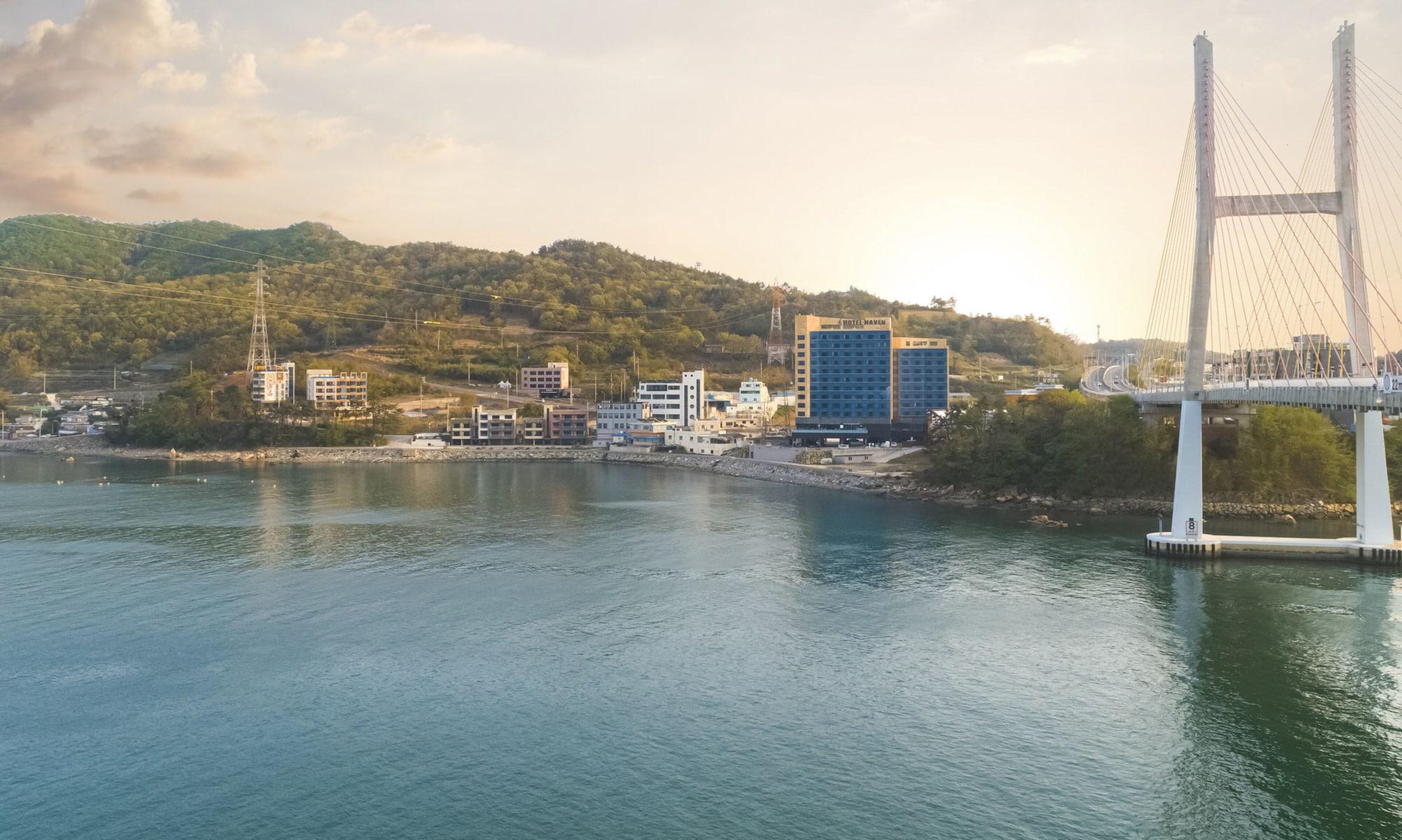 Vista Exterior Hotel Haven