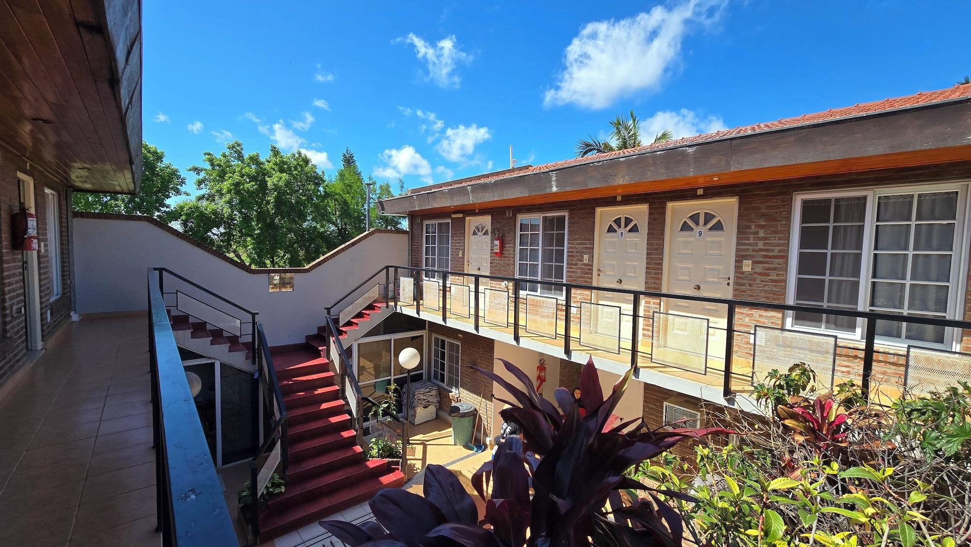 Vista Exterior Don Pedro Apart Hotel