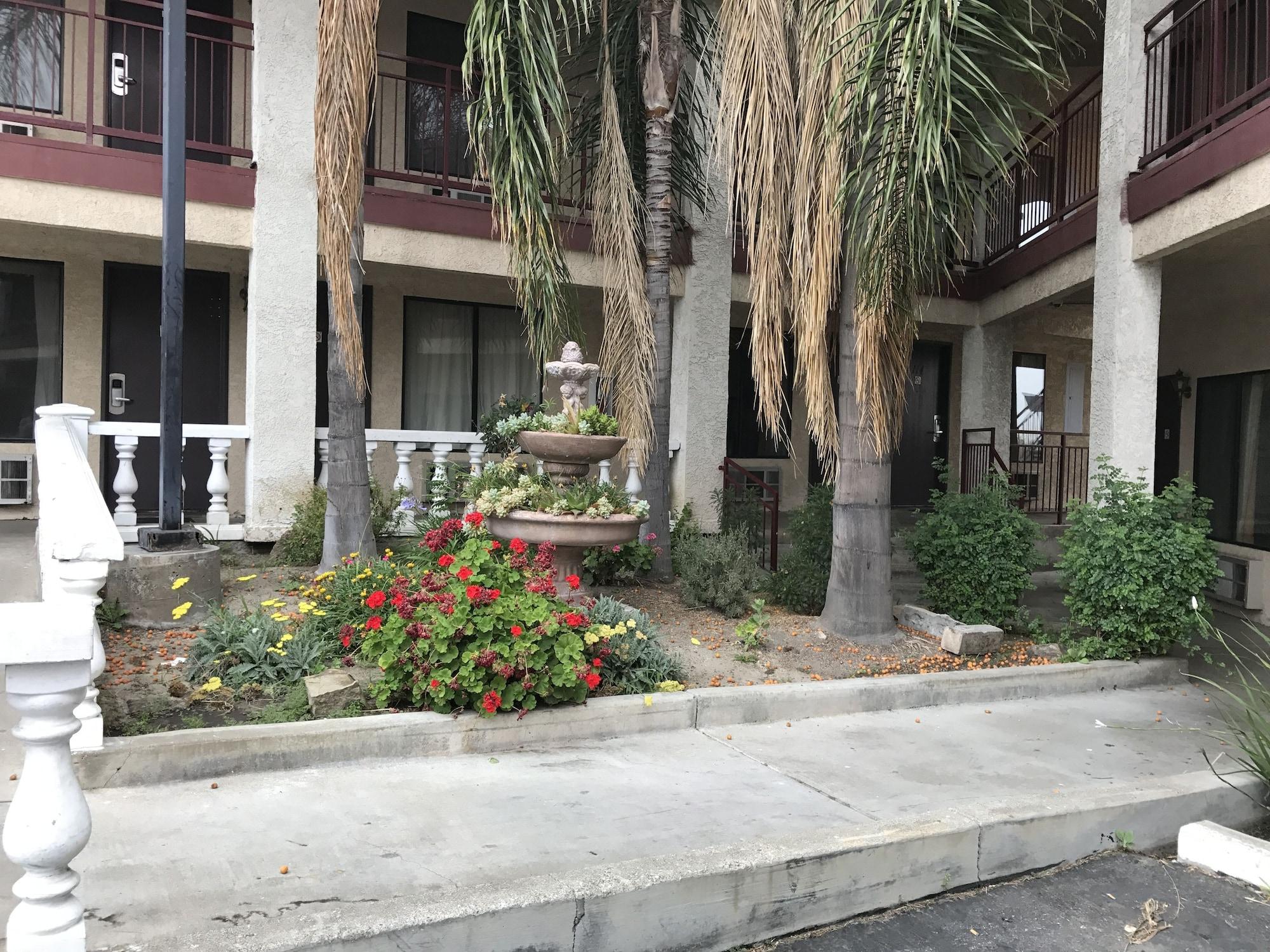Comodidades del Alojamiento Castaic Inn Near Six Flags Magic Mountain
