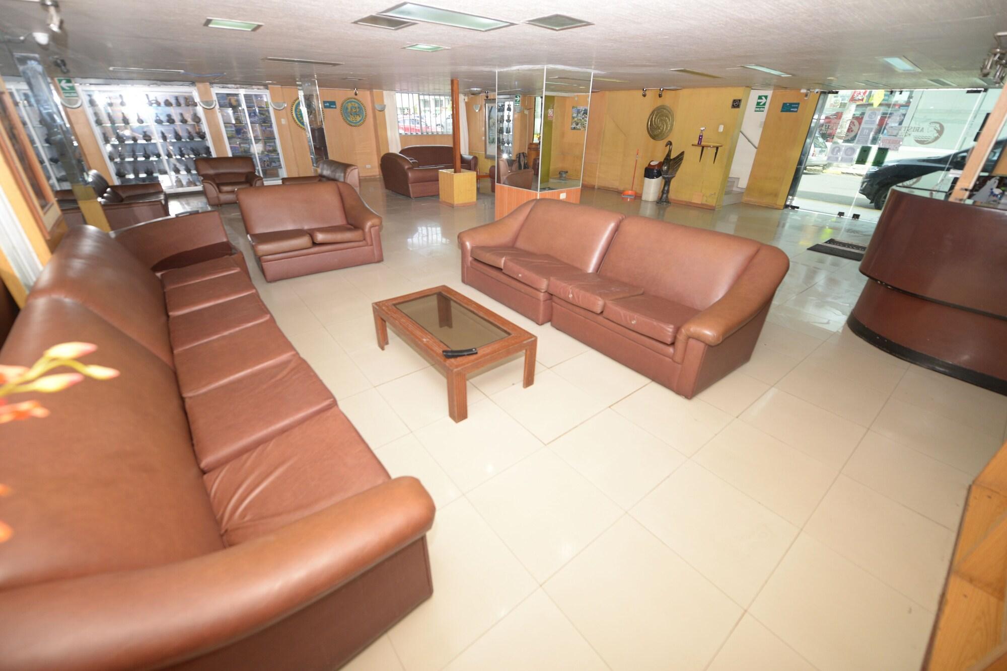 Vista Lobby Hotel Aristi Chiclayo