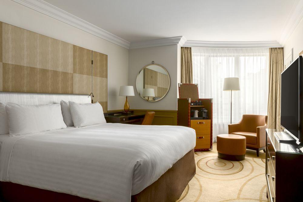 Hotel Paris Marriott Champs Elysees Hotel