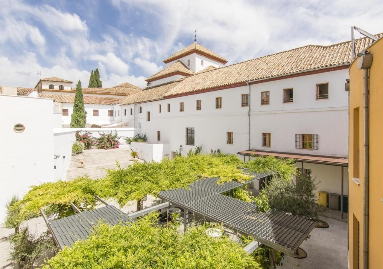 Vista Exterior Albergue Inturjoven Córdoba - Hostel
