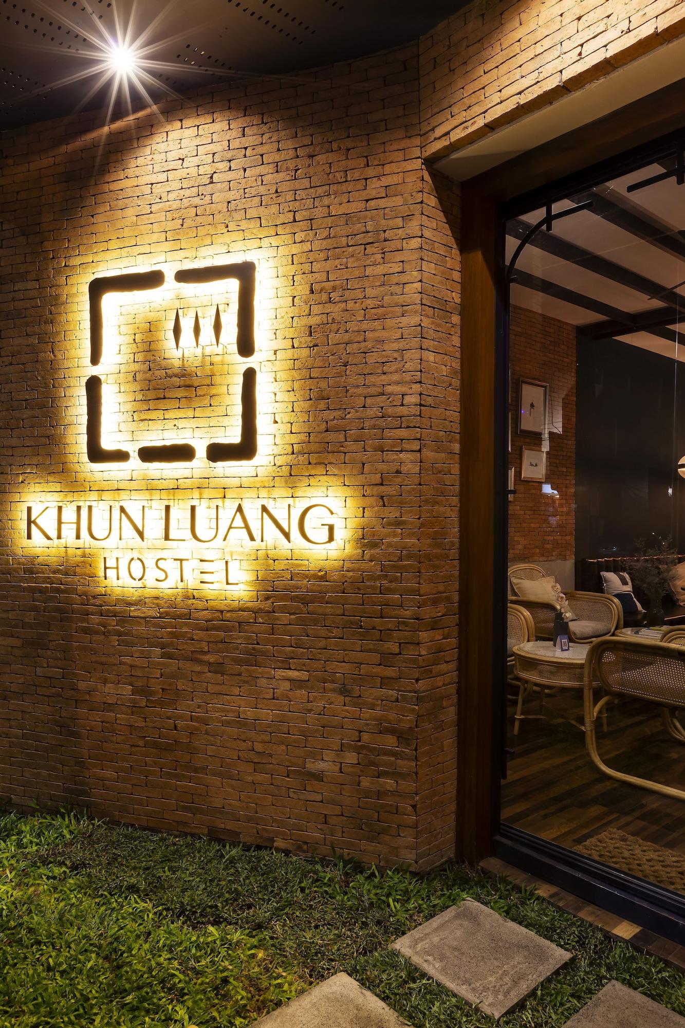 Vista Exterior KhunLuang Hostel - Adults Only