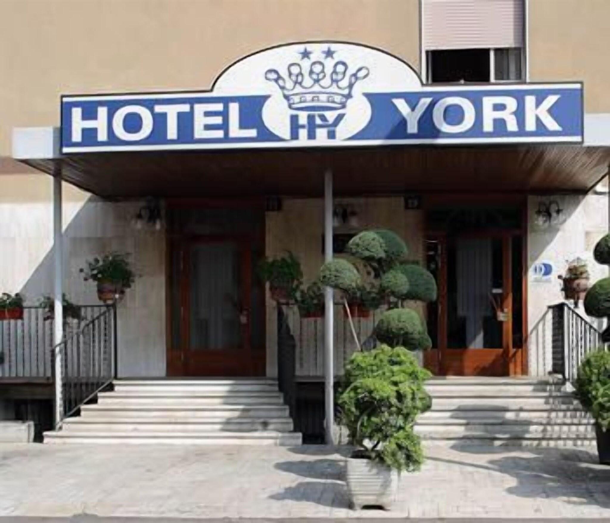 Vista Exterior Hotel York